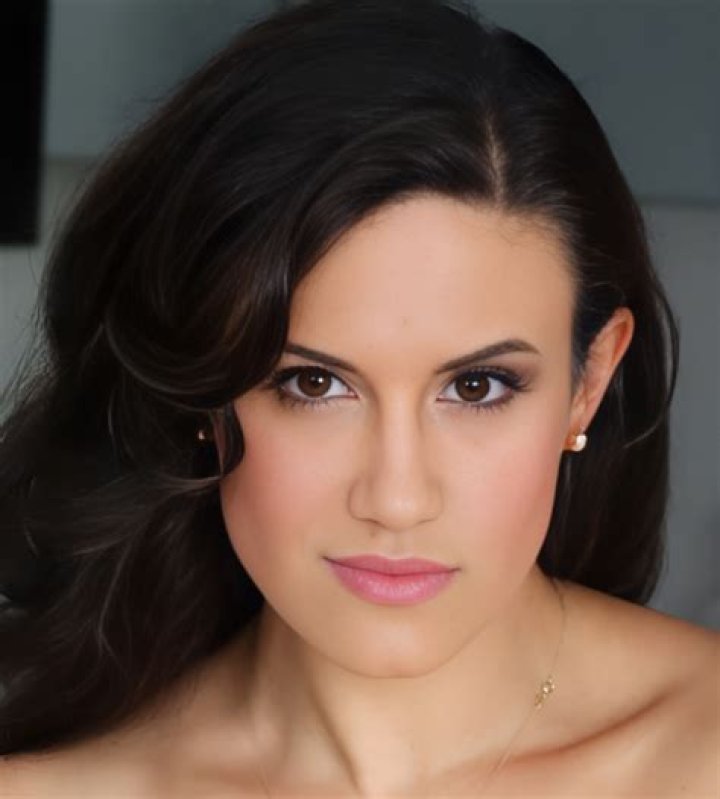 Arabella Chi Love Island’s Model | Age, Biography, Wiki, Career, Nationality, Ethnicity, Dating, Boyfriend, Family and Photos