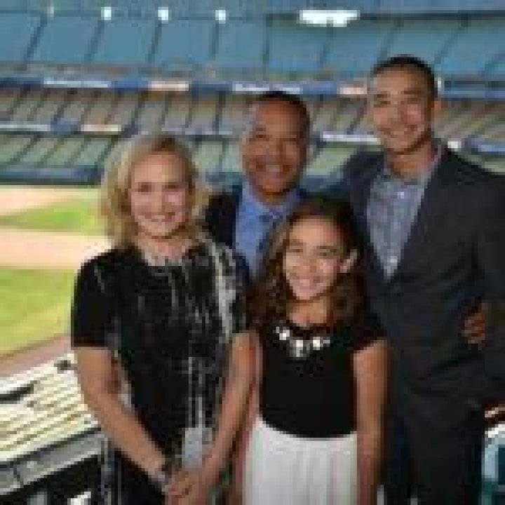 Who Is Dave Robert Wife, Tricia Roberts | Family And Relationship